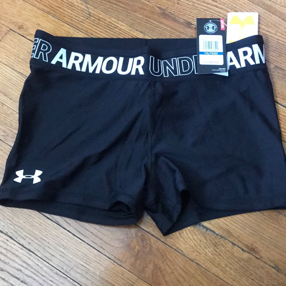 Under Armour girls shorts with heat gear fabric